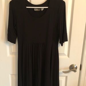 Black dress size small by isle apparel